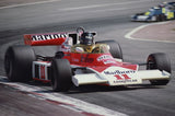 MCLAREN M23 - JAMES HUNT - 1976 F1 SEASON - Unisex t-shirt